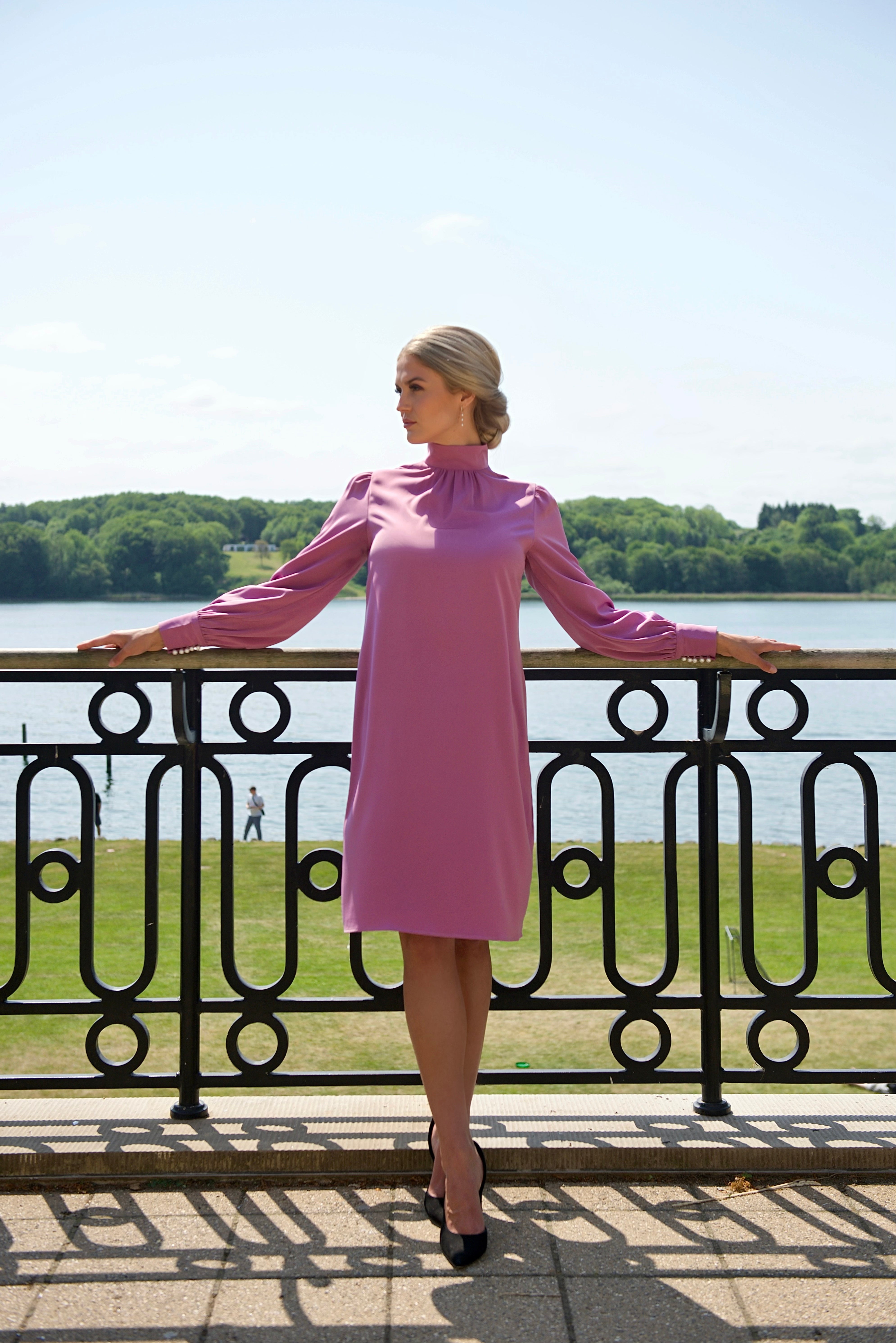 GRACE (CHARMING) DUSTY PINK KNEE-LENGTH DRESS WITH HIGH NECK, LONG SLEEVES AND PEARL BUTTONS