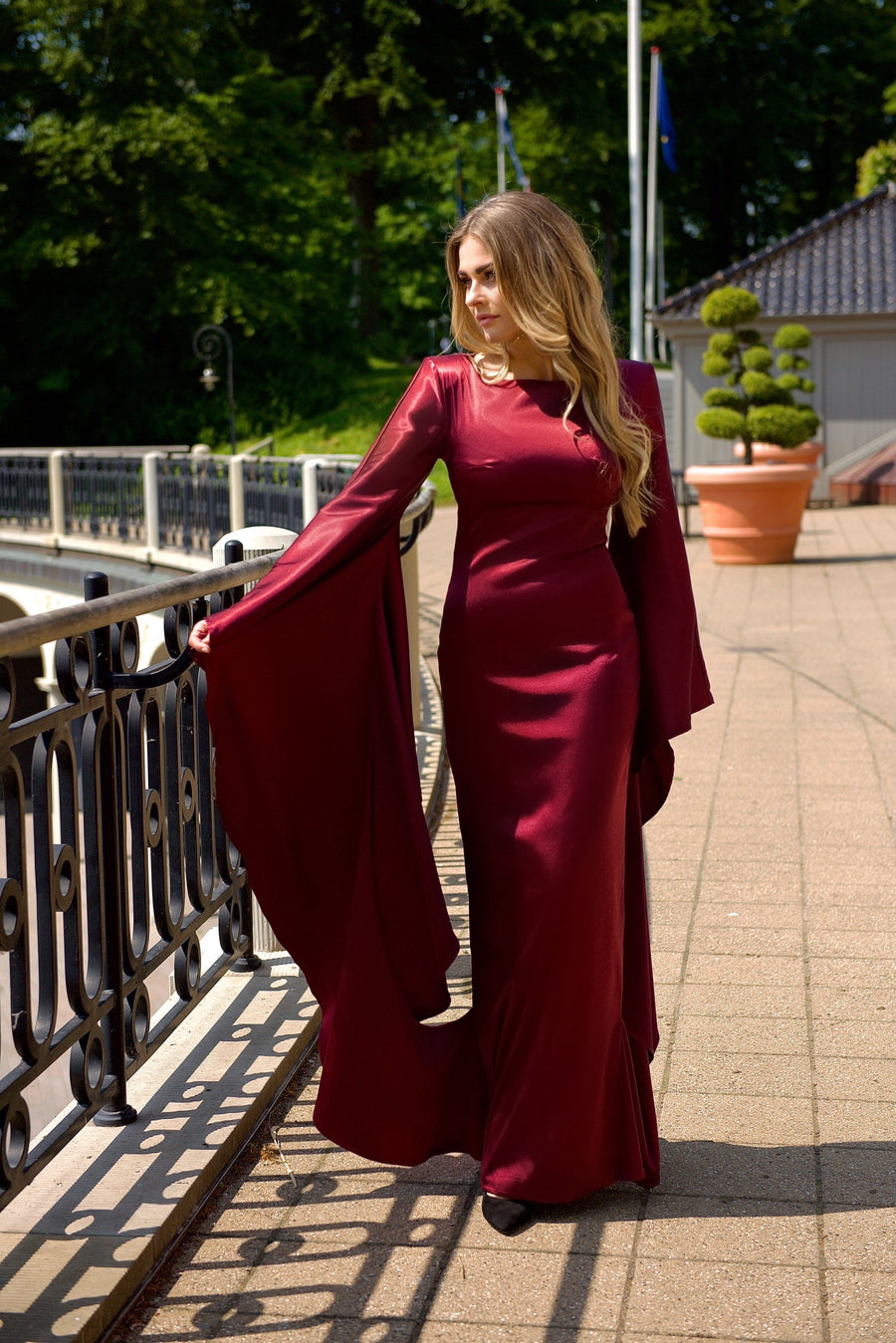YARA (BUTTERFLY) WINE RED LONG FLARE SLEEVED SATIN GOWN